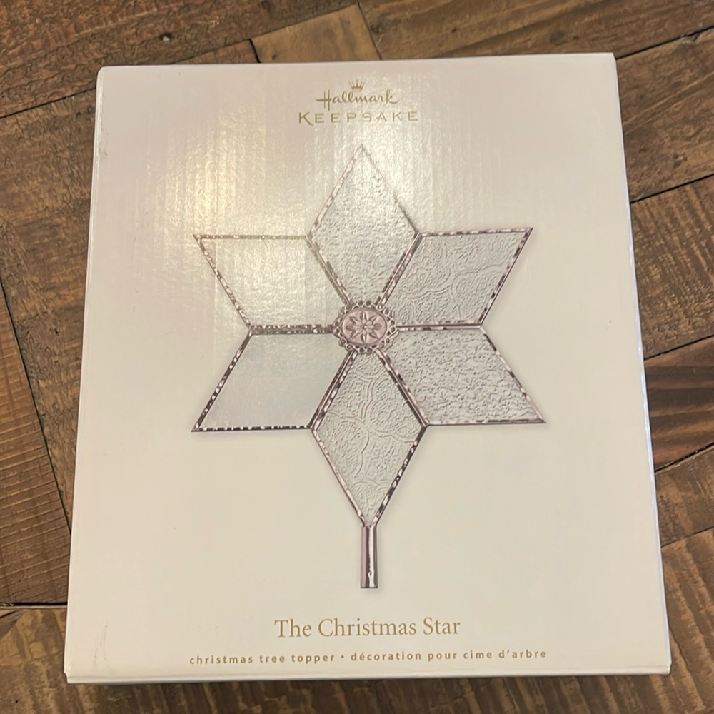 Hallmark Christmas Star Tree Topper Dated 2011